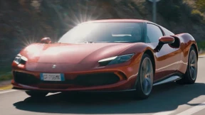 Auf einen Ferrari 296 GTB mit Technik & Motor