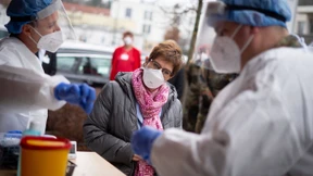 Kramp-Karrenbauer lobt Engagement der Bundeswehr
