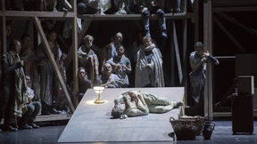 Klingsors Zaubergarten trägt hier Betongrau