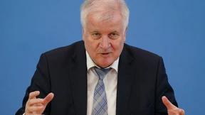 Seehofer warnt im Wahlrechtsstreit vor SPD-Modell
