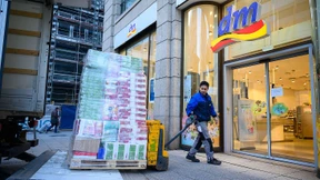 dm stellt sich auf verändertes Einkaufsverhalten ein