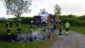 Sportwagenfahrer verliert bei Tempo 200 die Kontrolle