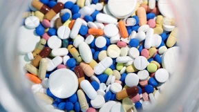 Hepatitis-Medikamente treiben Kassen-Ausgaben