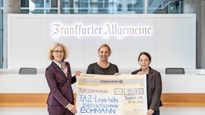 Hilfe am Bahnhof und in der Wüste