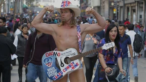„Naked Cowboy“ singt Loblieder auf Trump