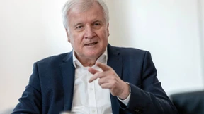 Seehofer: Union muss mutiger werden