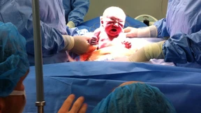 Aufgepasst, hier kommt Ihr Sohn!