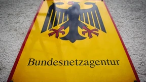 Bundesnetzagentur droht Telefónica wegen Roaming-Gebühren