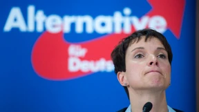 Petry streicht Aussage zu Waffeneinsatz aus Interview
