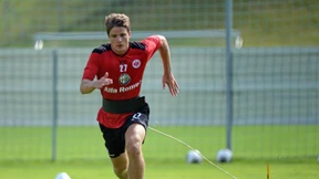 Pirmin Schwegler und der Gegner im eigenen Körper 