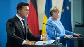 Warum Selenskyjs Besuch für Merkel eine Gratwanderung ist