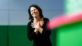 Grüne auf Platz eins – Union verliert sieben Prozentpunkte