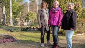 Eine Grabfläche ohne Namen