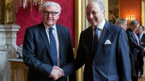 Obama droht, Steinmeier reist