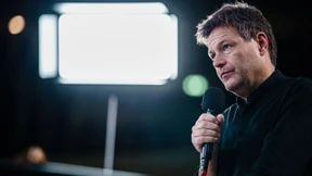 Wie Habeck sein Ministerium umbaut