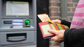 Deutsche Sparer verschenken Milliarden