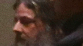 Dutroux bleibt in Haft