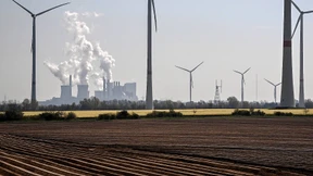 Regierung verschärft Emissionsziele