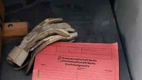 Razzien wegen Hasskriminalität im Netz