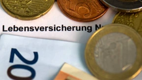 Hessens Finanzminister greift Verbraucherschützer an