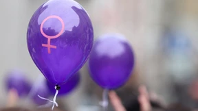 Die schwarzen Listen der Mitarbeiter des Böll-Prangers „Agentin“