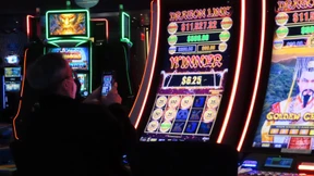 Mann erhält große Summe an Corona-Hilfen und verzockt sie