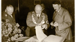 Der Nationalsozialist auf dem Chefsessel