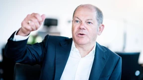 Bundesregierung erhöht massiv ihre Feuerkraft