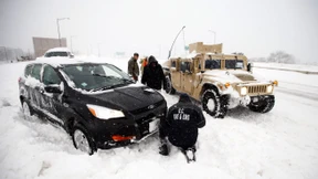 Tausende Unfälle und Stromausfälle an Amerikas Ostküste