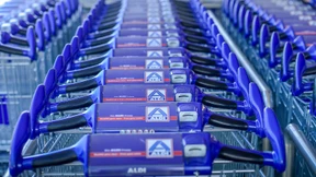 Literarischer Wühltisch