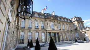 Leitender Macron-Mitarbeiter soll Demonstranten attackiert haben