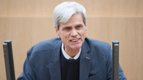 AfD-Politiker nennt rechtsextremistischen Terror „Vogelschiss“