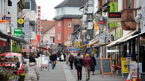 Selbstbehauptung mit fremder Hilfe