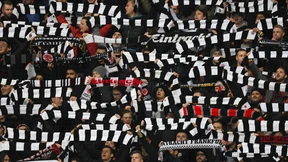 Fans im Stadion bei der Eintracht