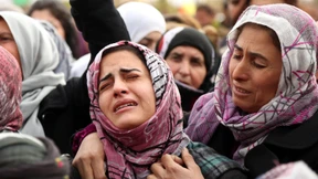 Christliche Assyrer bereiten sich auf den Kampf vor