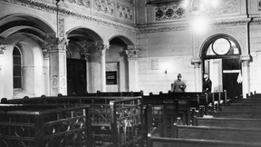 Unmenschlichkeit und Gleichgültigkeit