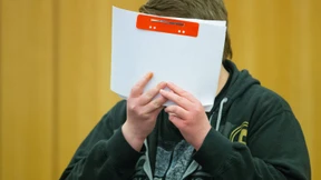 Mädchenmörderin muss in die Psychiatrie