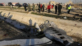 Ukrainisches Flugzeug von zwei Raketen getroffen