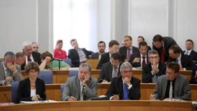 Landtag gibt Rücklage für insolventen Nürburgring frei