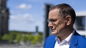 Weidel will die Wehrpflicht zurück, Chrupalla nicht