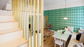 Mit dem Ohr an der Straße