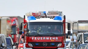 Senioren verlassen brennenden Reisebus unverletzt