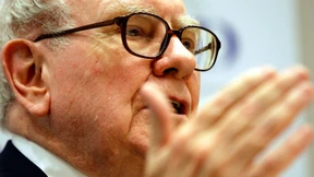 Warren Buffett steckt neun Milliarden Dollar in eigene Aktien
