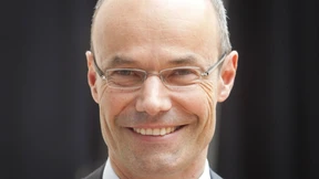 Deutsche Bank baut Vorstand um 