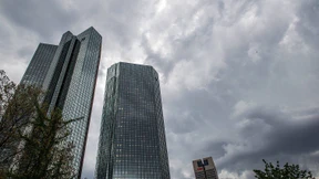 Deutsche Bank will schon 2020 wieder Gewinn machen