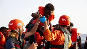 Bundesregierung bietet Italien Aufnahme jedes vierten Migranten an