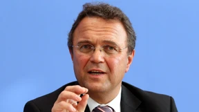 Innenminister Friedrich warnt vor NPD-Verbotsantrag