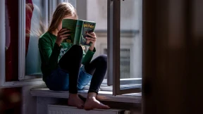 Stärke beziehen aus einer anderen Welt: Serien und Romane für junge Leser