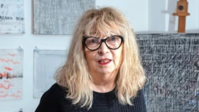 Künstlerin der Erinnerung, die sie selbst nie hatte