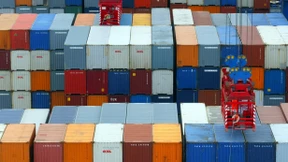 Importpreise fallen in Rekordtempo